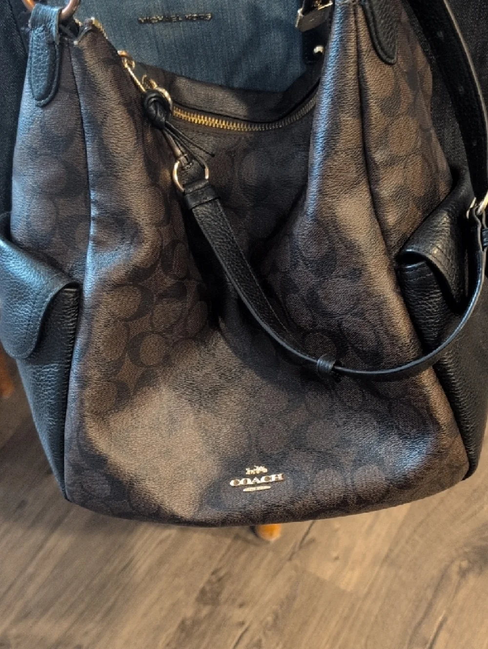 Michael Kors Beige & Tan MK Logo Messenger Bag - Picture 2 of 8